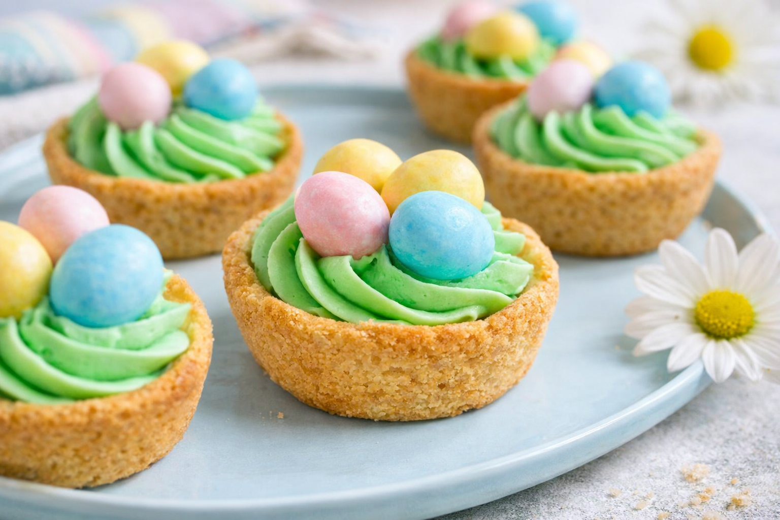 Easter Basket Sugar Cookie Cups – Easy Easter Treats for Kids School Parties Thumbnail